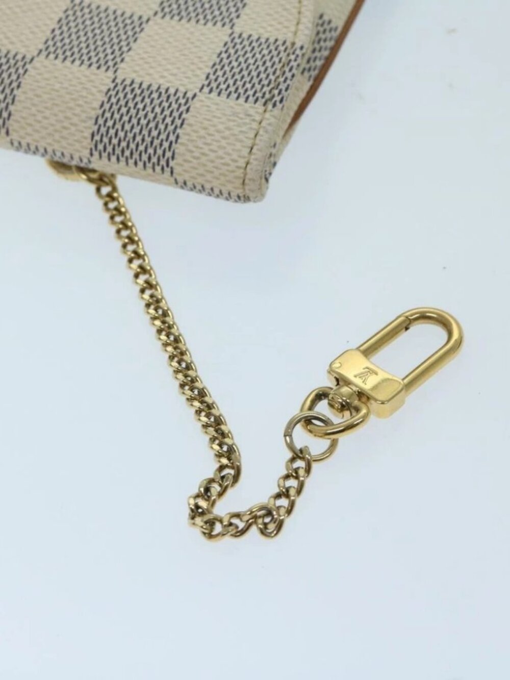 LOUIS VUITTON Damier Azur Etui Telephonne MM Cell Phone Case - Picture 7 of 16